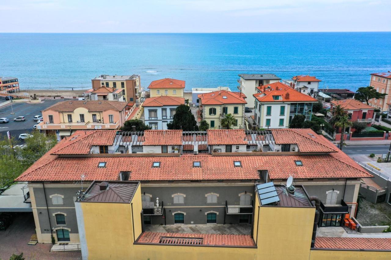 Apartamento Casa Myconis 68Mq A Due Passi Dal Mare Di San Vincenzo Exterior foto