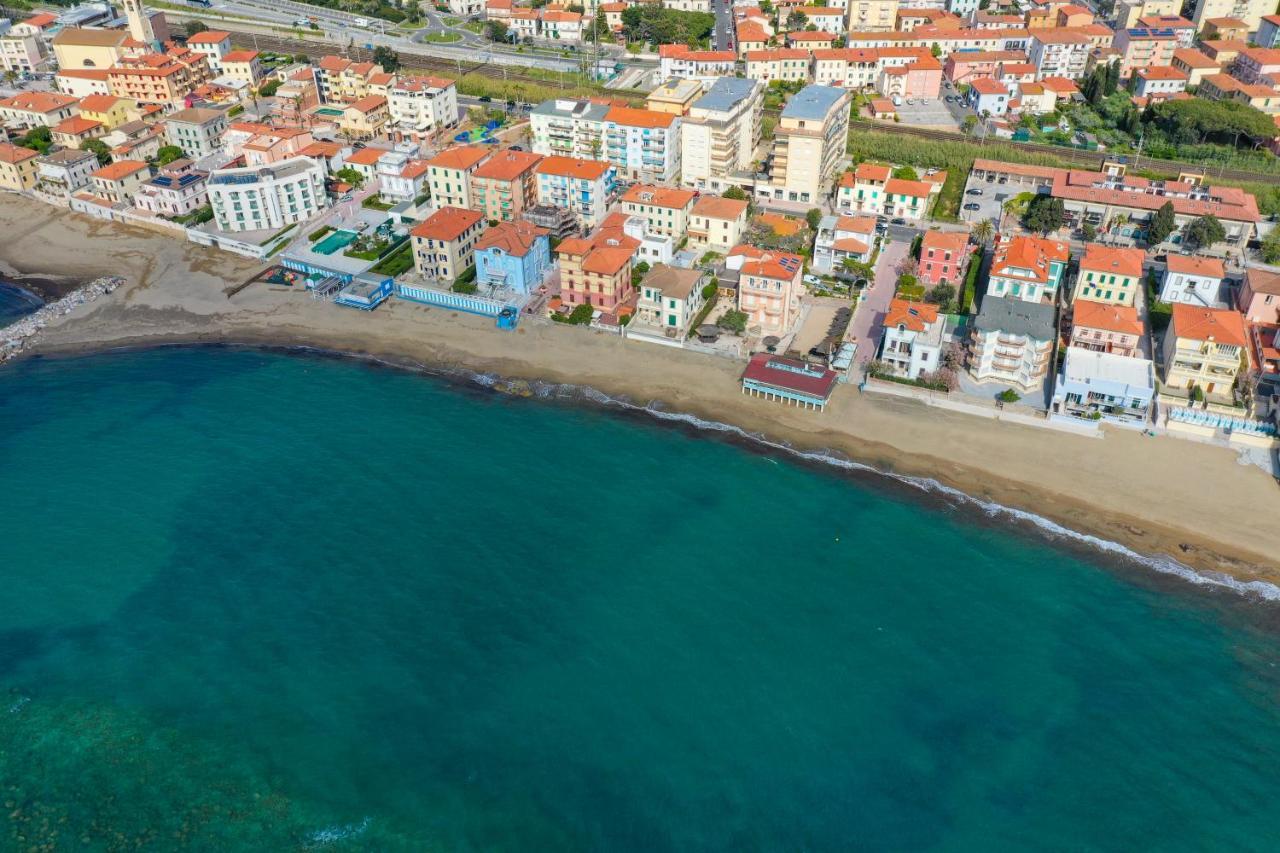 Apartamento Casa Myconis 68Mq A Due Passi Dal Mare Di San Vincenzo Exterior foto
